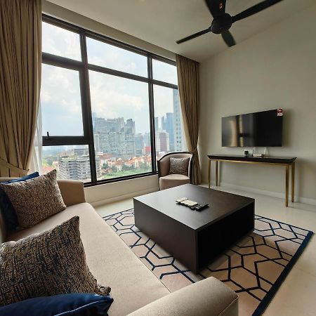 Pavillion Embassy Service Apartment By Autumn Suites Premium Stay Kuala Lumpur Exterior foto